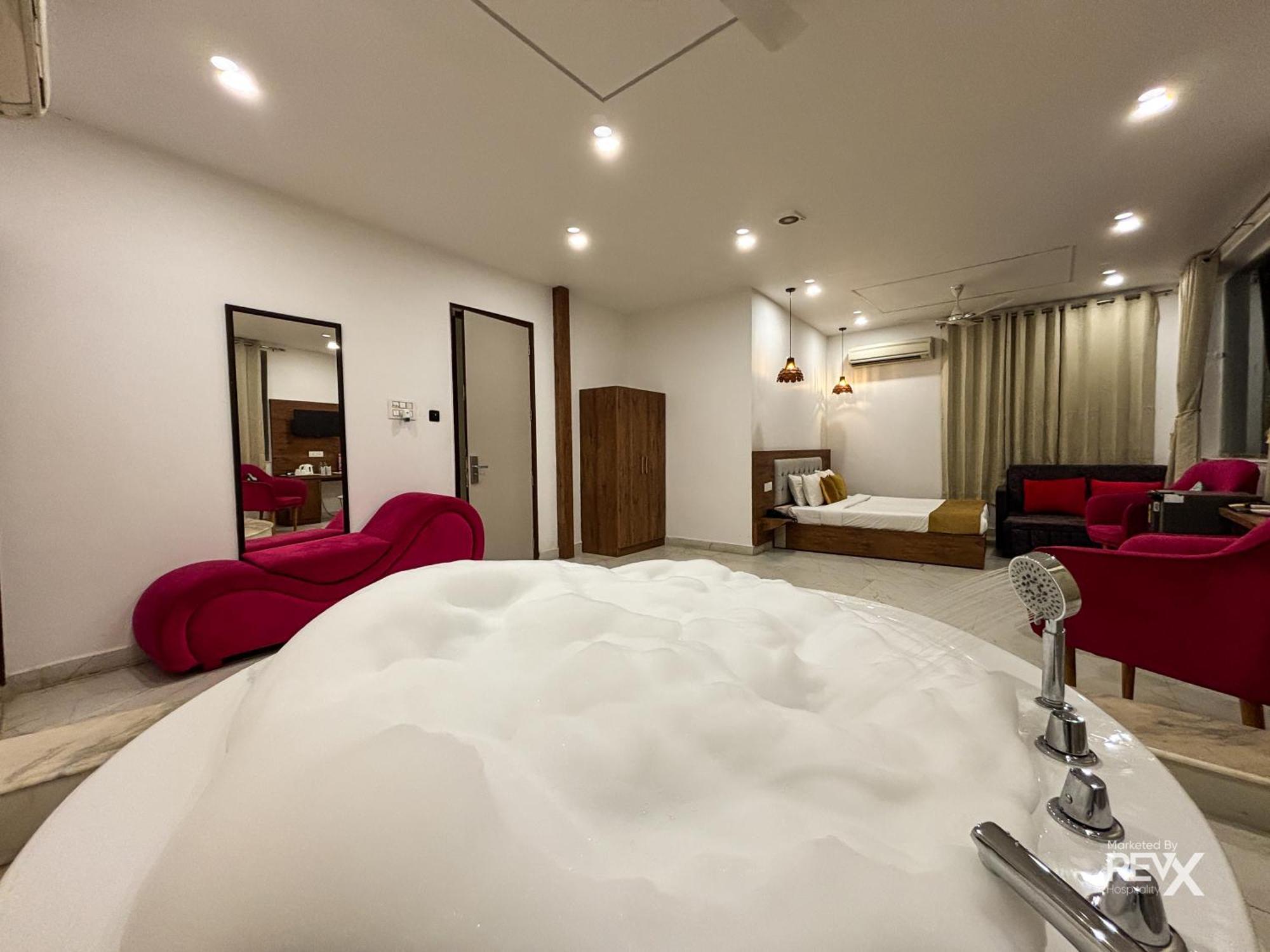The Neeraj River Forest Resort Ayurvedic Wellness Center Rishikesh Exterior photo